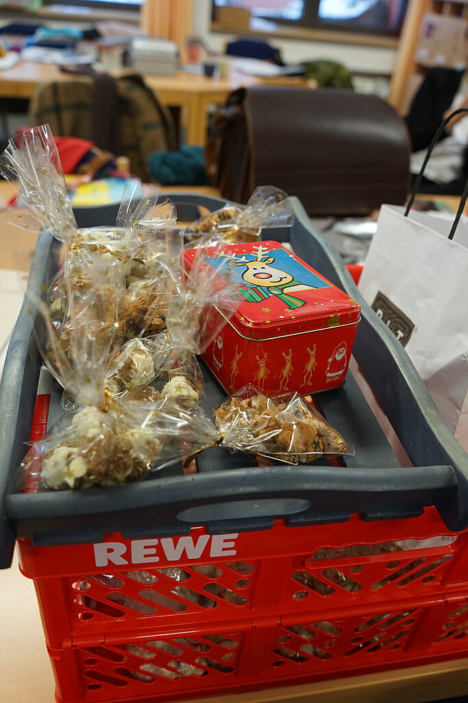 Auf die Plätzchen – fertig – los - Karl-Ritter-von-Frisch-Gymnasium Auf die Plätzchen – fertig – los - Karl-Ritter-von-Frisch-Gymnasium